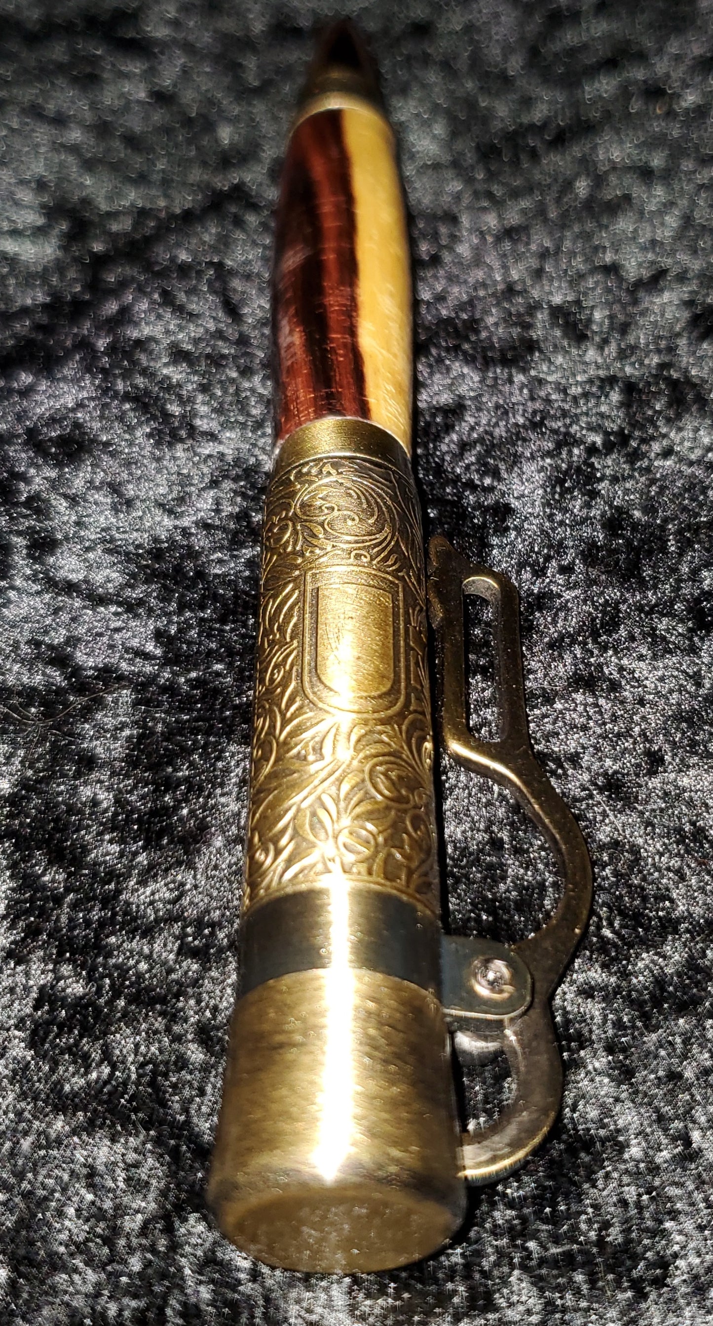 Lever Action Pen