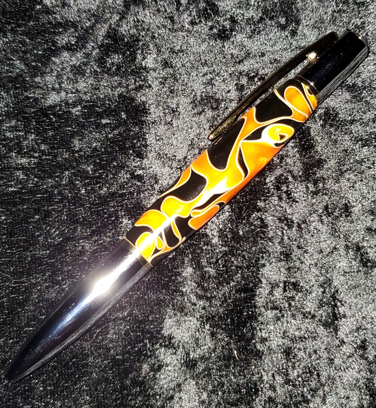 Streamline Orange and Black Twist Pen