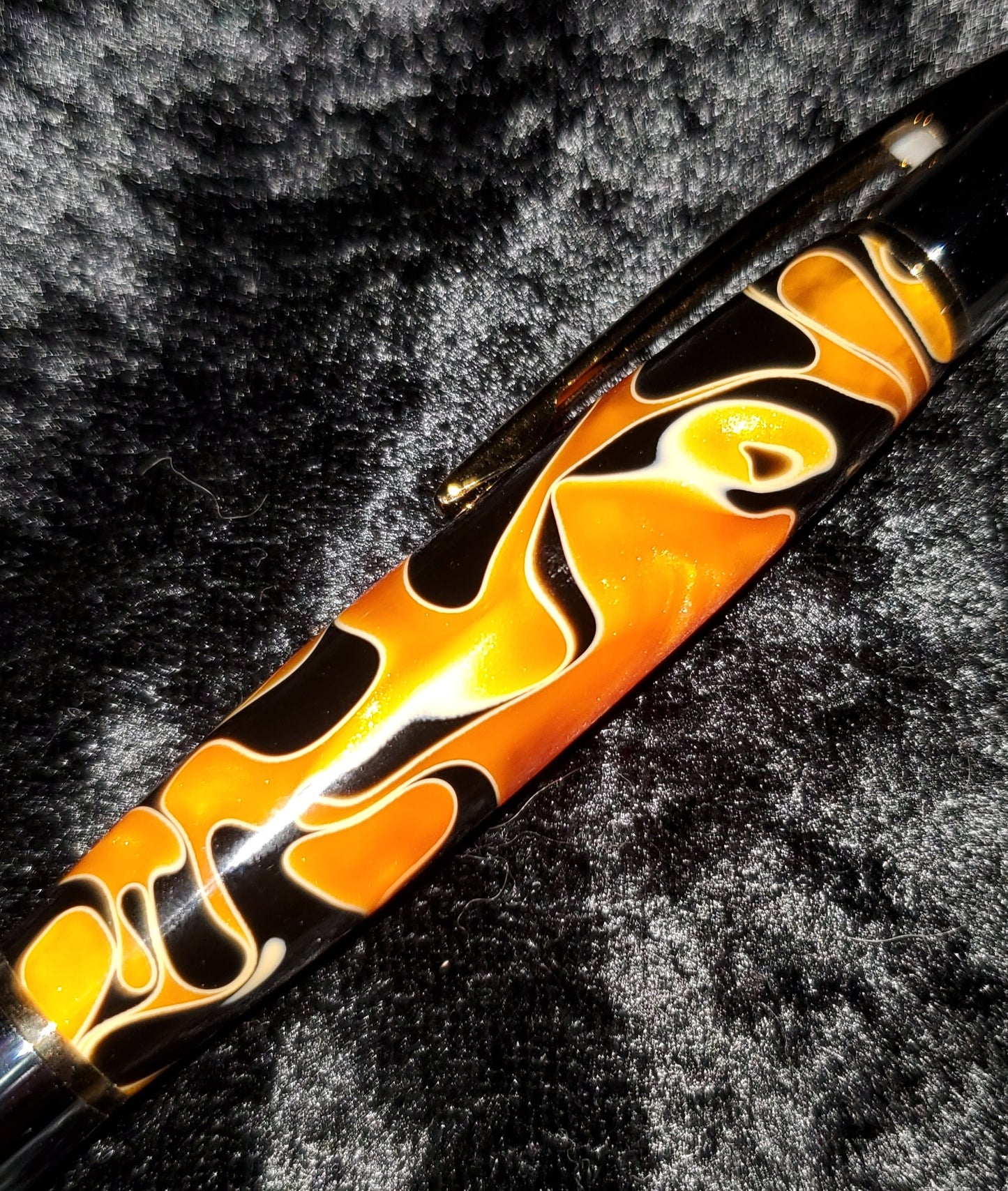 Streamline Orange and Black Twist Pen