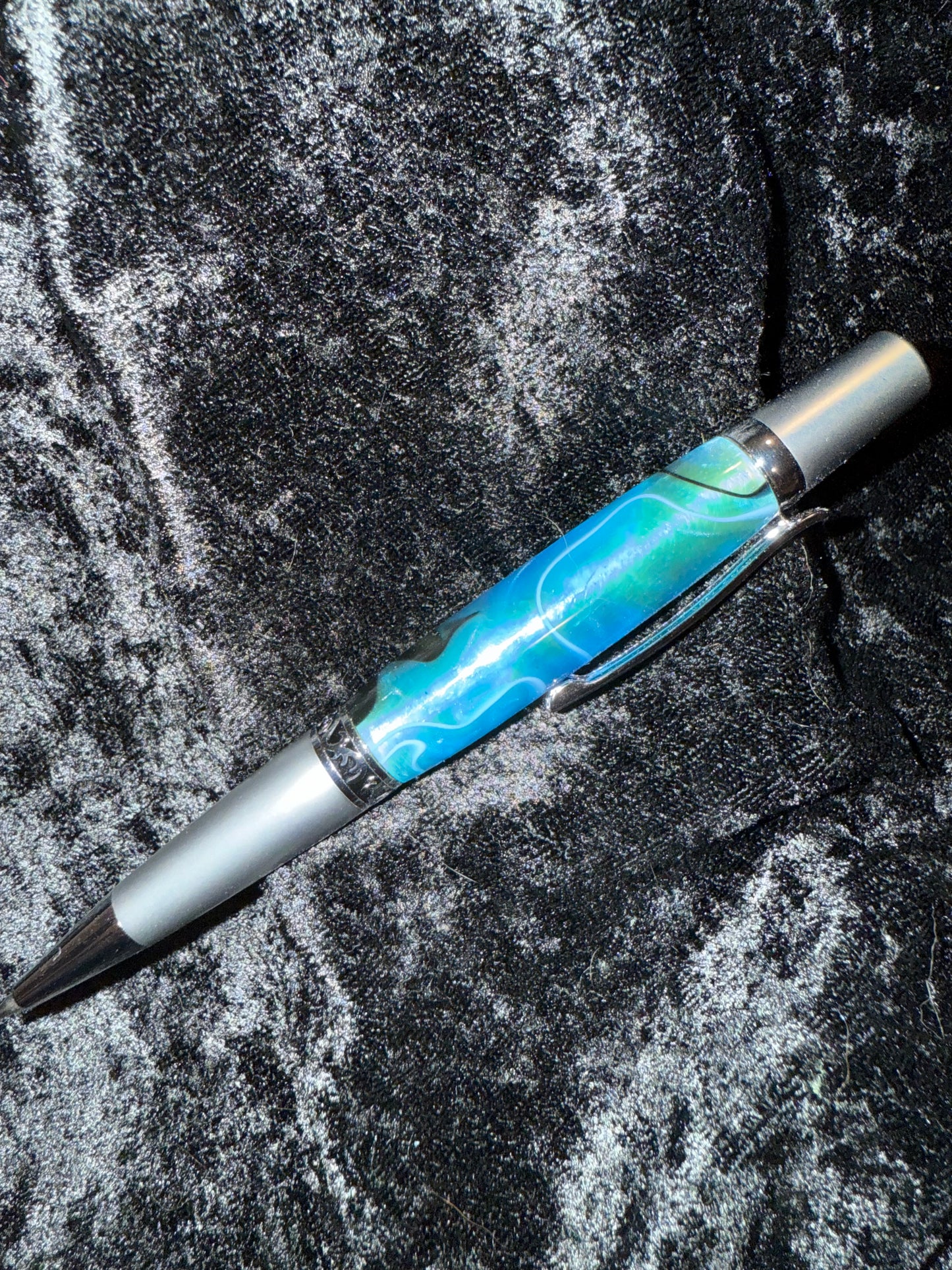 Blue Pearl Swirl Twist Pen