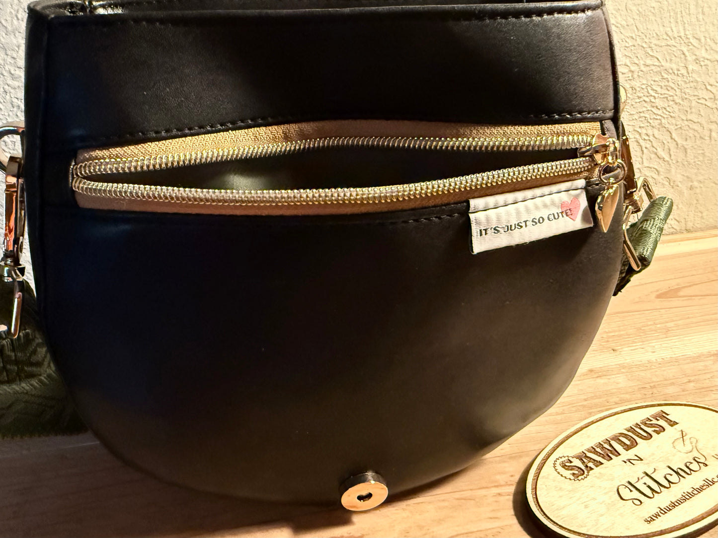 Borealis crossbody