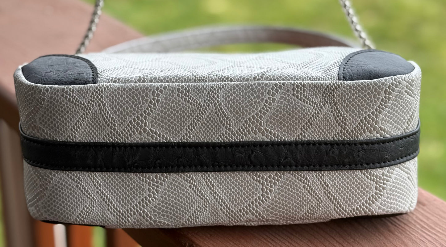 AnnaBelle shoulder/crossbody